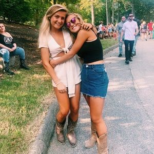 Meet your Posher, Julia